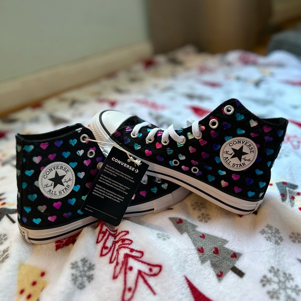 New with tags ! Converse high top girls sneakers, size 2
